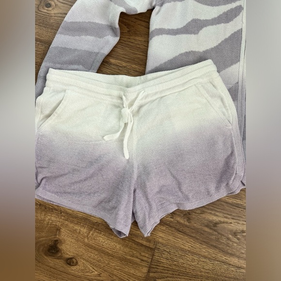 BAREFOOT DREAMS SET COZY Hoodie Shorts Pajamas medium ocean reef retired NWOT - Picture 3 of 6